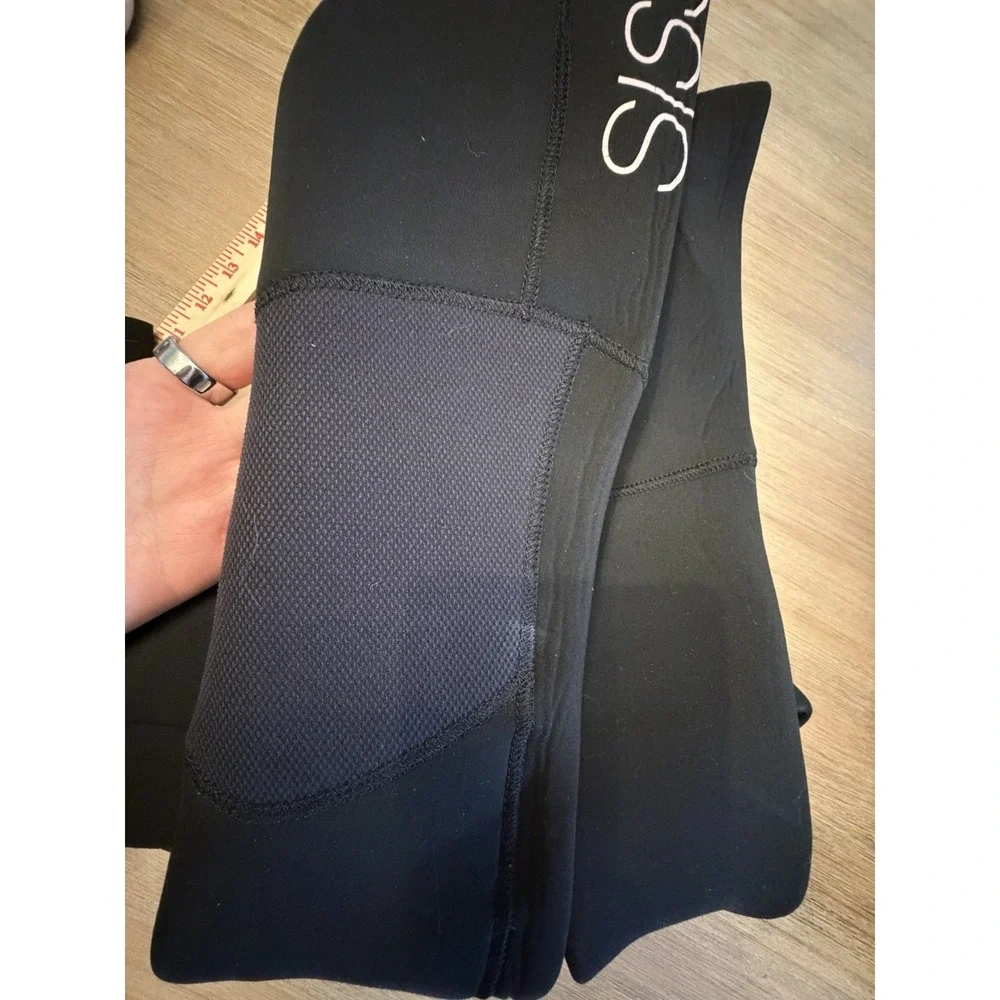 Sisstrevolution Youth Full 3 2 Wetsuit Black & Pink Size 8